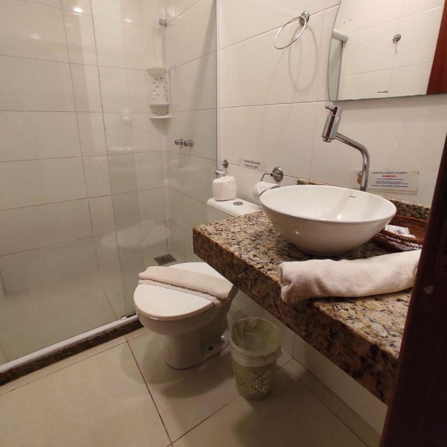 Hotel La Brise Кабу-Фриу Экстерьер фото