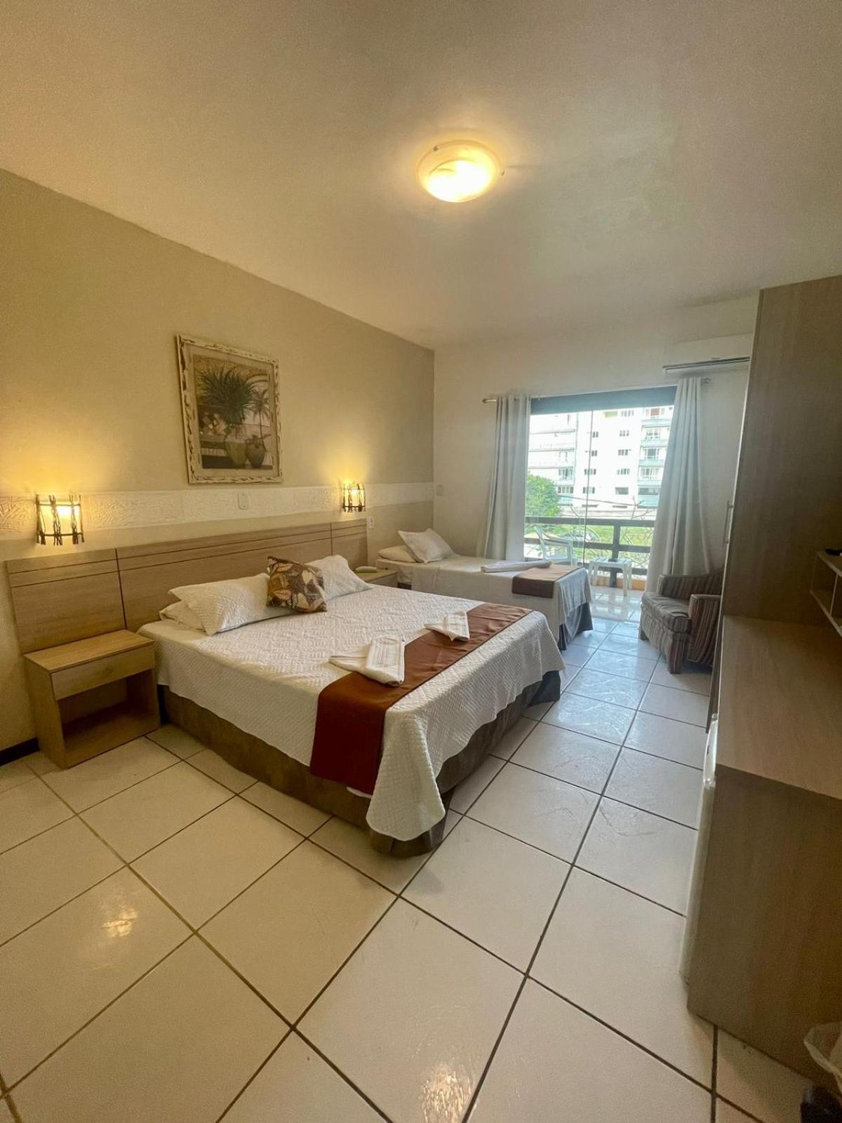 Hotel La Brise Кабу-Фриу Экстерьер фото
